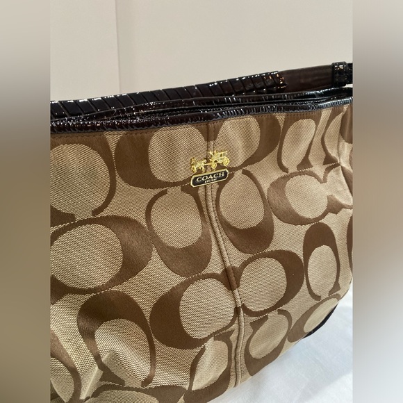 Coach Chelsea Katarina Handbag - Picture 2 of 12